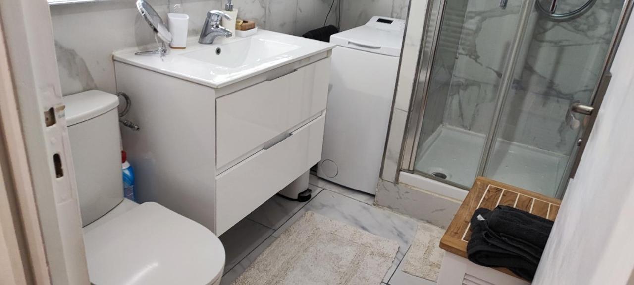 Magnifique Studio Au Coeur Du Marais Paris Eksteriør billede